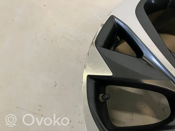 Toyota Auris E180 Felgi aluminiowe R17 4261102L90