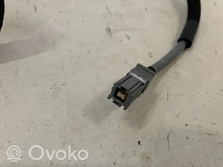 Toyota Auris E180 USB-pistokeliitin 