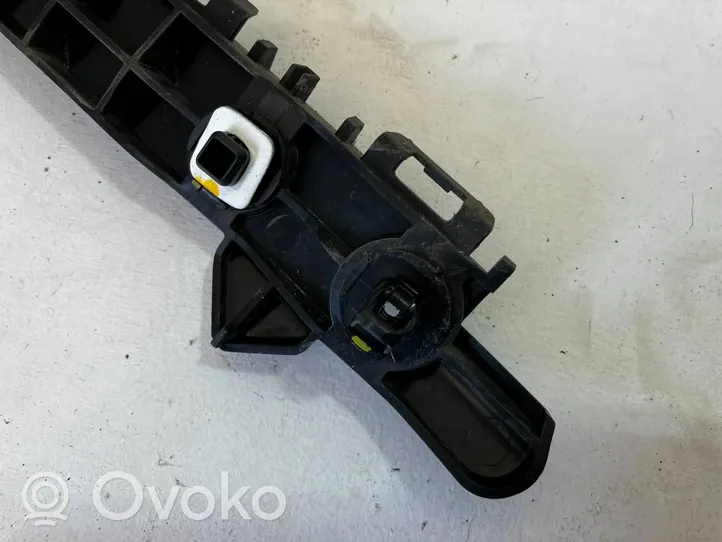 Toyota Auris E180 Soporte de montaje del parachoques trasero 5257502091