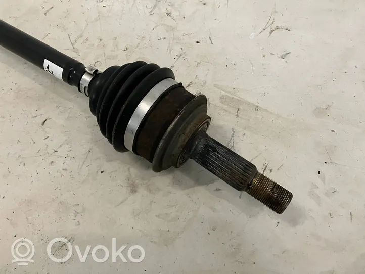 Toyota Yaris Передняя полуось 434100D660