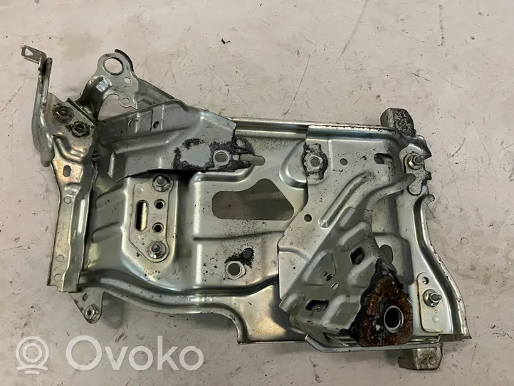 Toyota Yaris Convertisseur / inversion de tension inverseur 