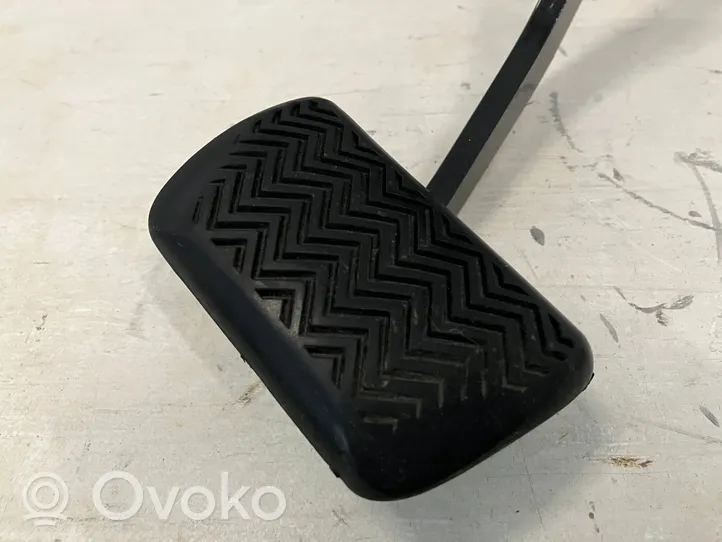 Toyota Prius+ (ZVW40) Brake pedal 8951047050