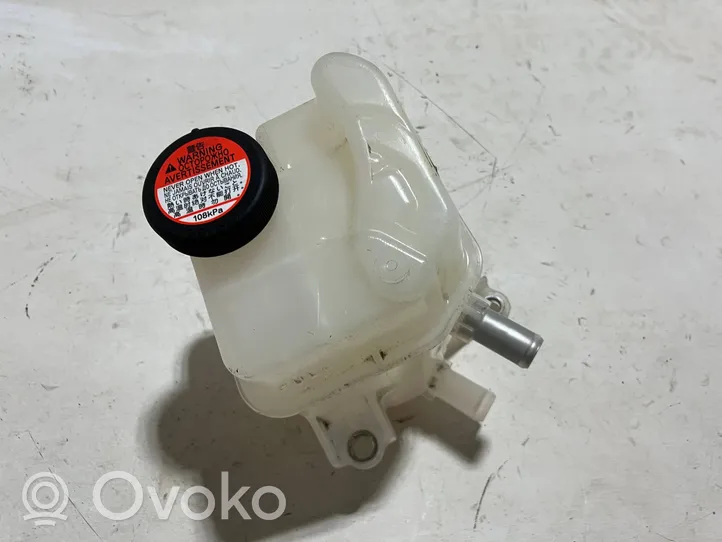 Toyota Auris E180 Serbatoio di compensazione del liquido refrigerante/vaschetta 