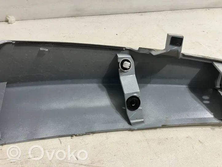 Toyota Auris E180 Rivestimento portellone 7681102E50