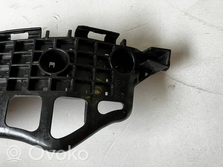 Toyota C-HR Staffa di rinforzo montaggio del paraurti anteriore 52536F4010