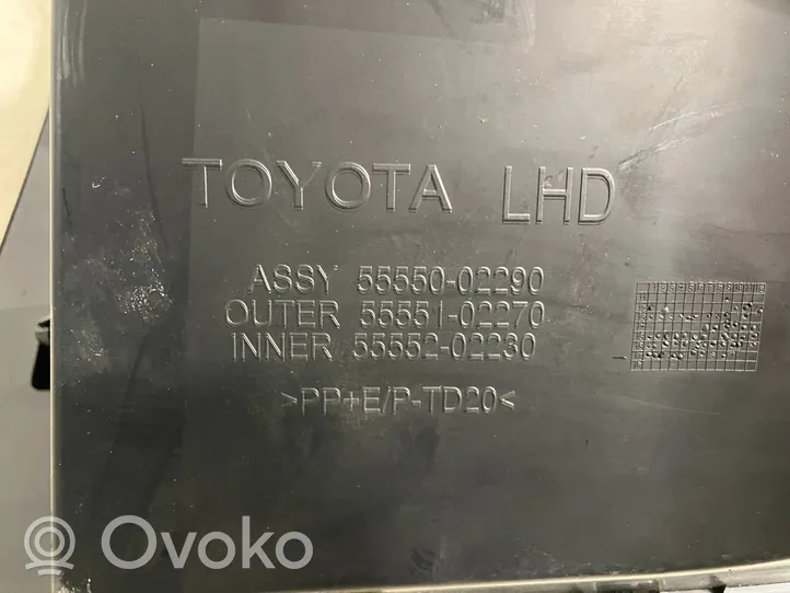 Toyota Auris E180 Daiktadėžė 5555002290