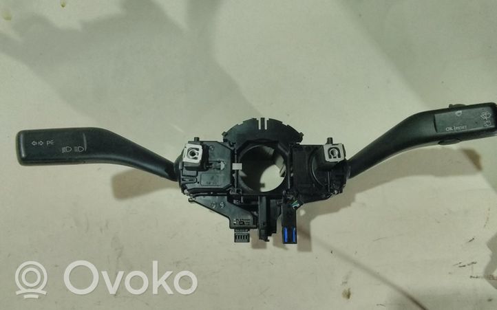 Volkswagen Golf V Leva/interruttore dell’indicatore di direzione e tergicristallo 1K0953503CM