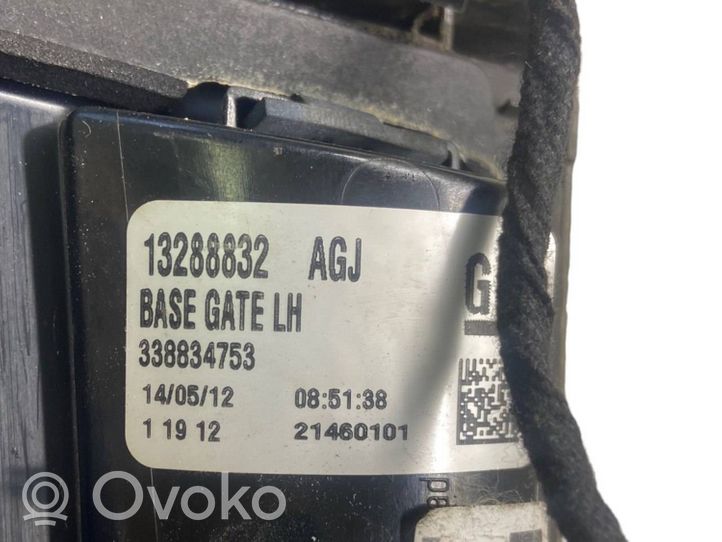 Opel Zafira C Lampy tylnej klapy bagażnika 13288832