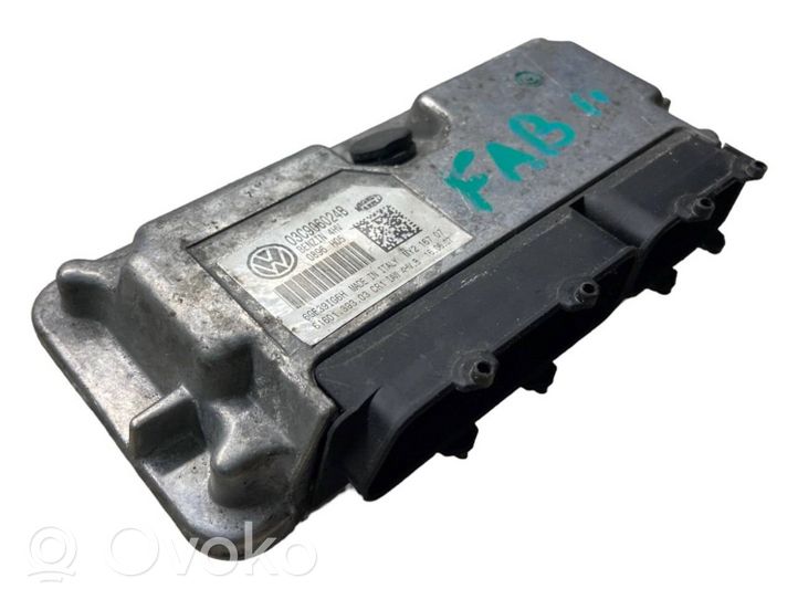 Skoda Fabia Mk2 (5J) Sterownik / Moduł ECU 03C906024B