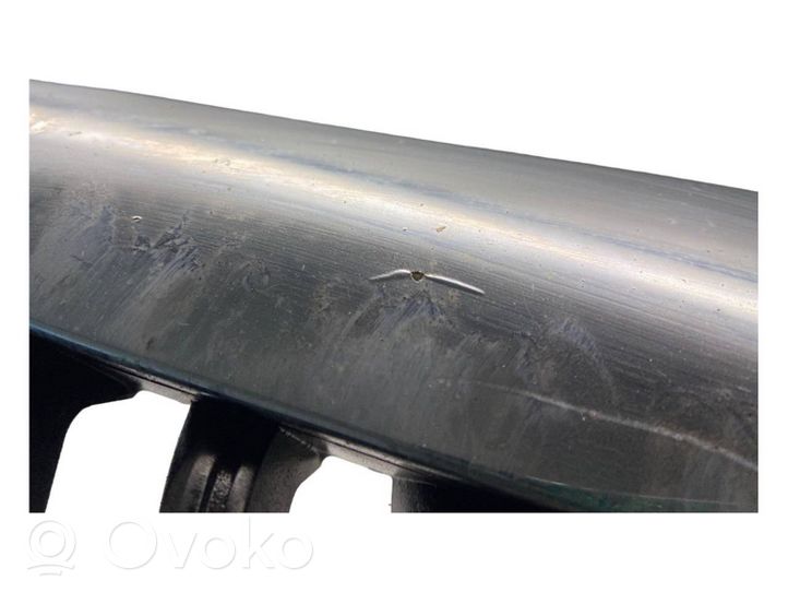 Skoda Octavia Mk2 (1Z) Grille calandre supérieure de pare-chocs avant 1Z0853651C