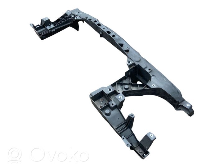 Mercedes-Benz Sprinter W906 Support de radiateur sur cadre face avant A9068170120