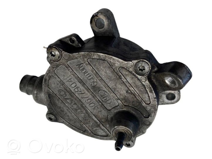 Volvo V70 Pompe à vide 30677904