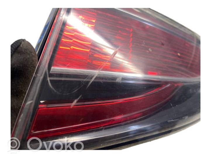 Mazda 6 Takaluukun takavalot GS2A513F0