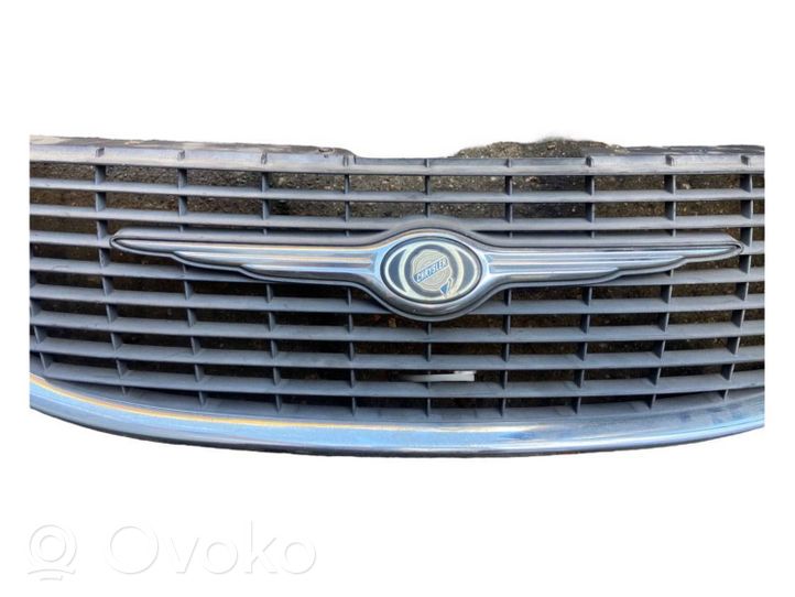 Chrysler Voyager Atrapa chłodnicy / Grill 4857522AA