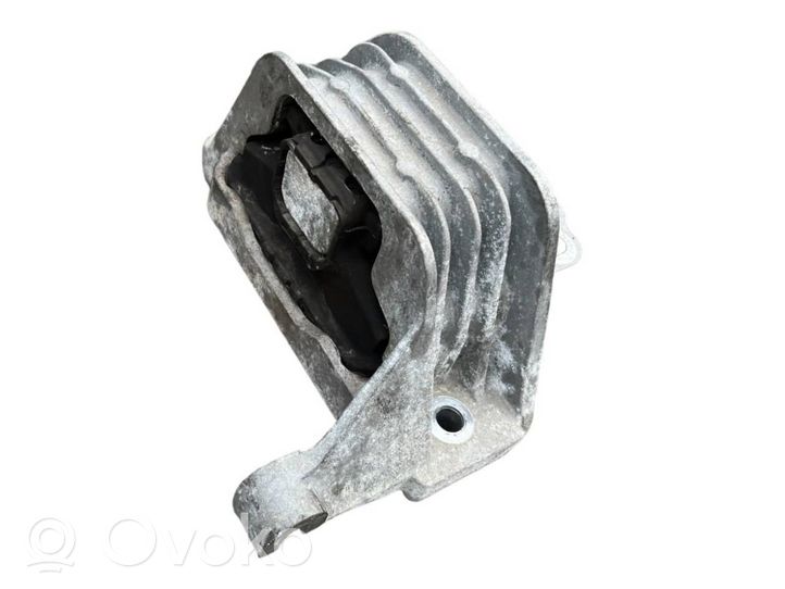 Volkswagen Crafter Engine mount bracket 323830