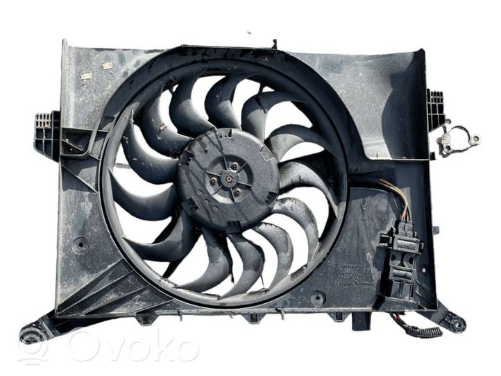 Volvo V70 Ventilatore di raffreddamento elettrico del radiatore 30741144