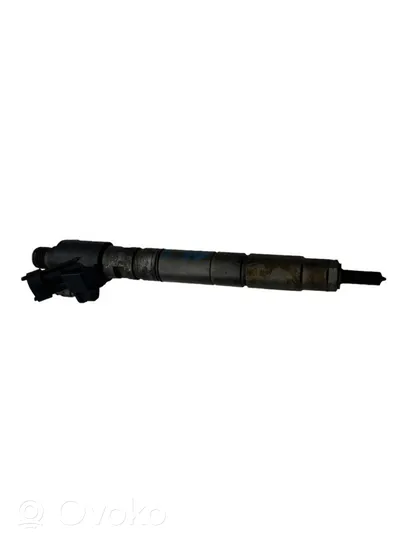 Volvo V60 Fuel injector 31303238