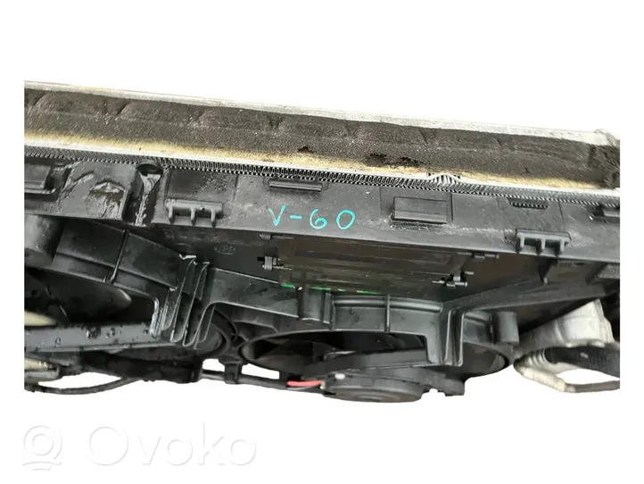 Volvo V60 Jäähdyttimen lauhdutin (A/C) P31686808