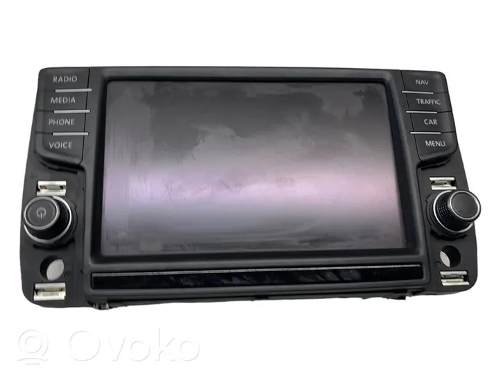 Volkswagen Golf VII Radio/CD/DVD/GPS head unit 5G0919606