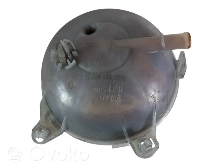 Volkswagen PASSAT B8 Coolant expansion tank/reservoir 5Q0121407G