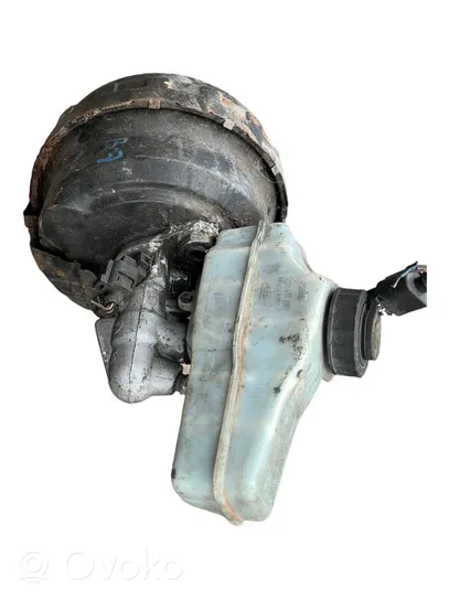 Volkswagen PASSAT B6 Brake booster 3C2614105AD