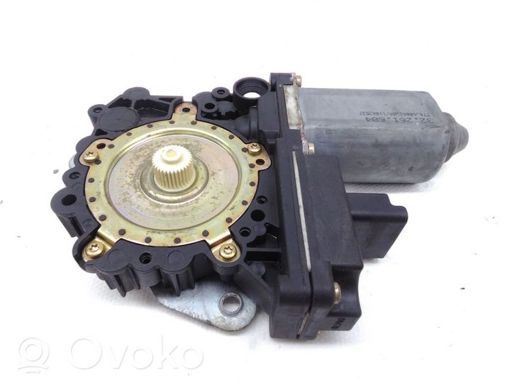 Citroen C8 Moteur de lève-vitre de porte arrière 32261604