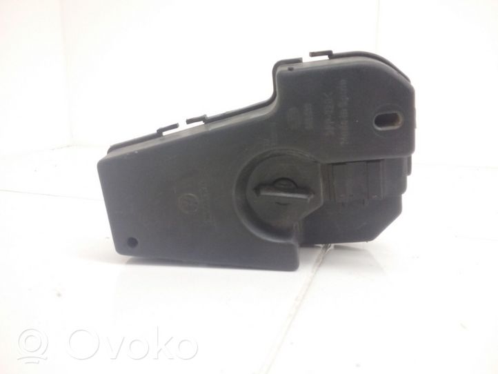 Volkswagen Sharan Element lampy tylnej 7M0945257A