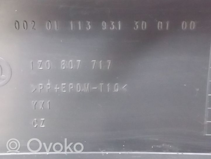 Skoda Octavia Mk2 (1Z) Zierleiste Stoßstange Stoßfänger vorne 1Z0807717