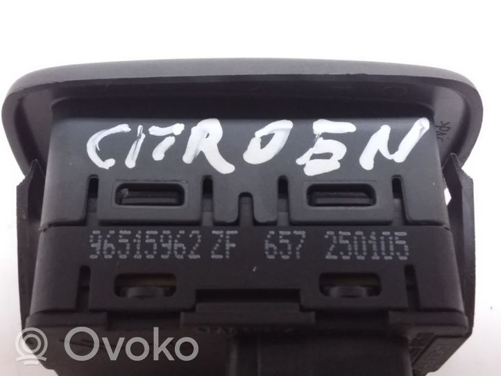 Citroen C5 Elektrinių langų jungtukas 96515962ZF