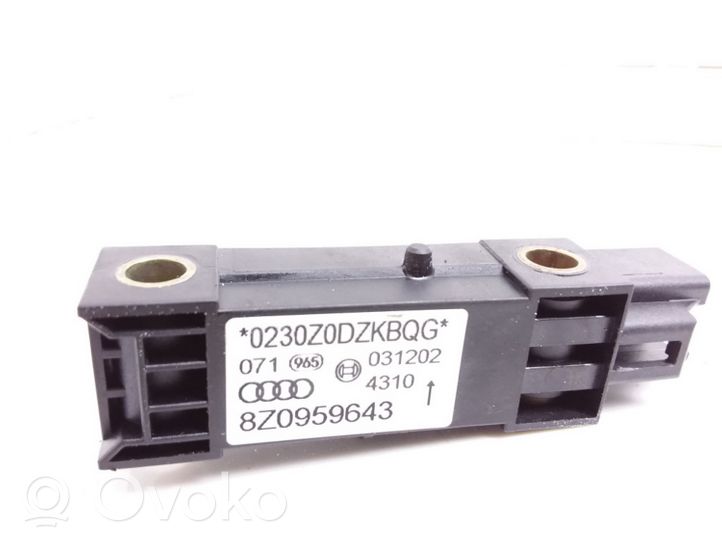 Audi A2 Sensor impacto/accidente para activar Airbag 8Z0959643