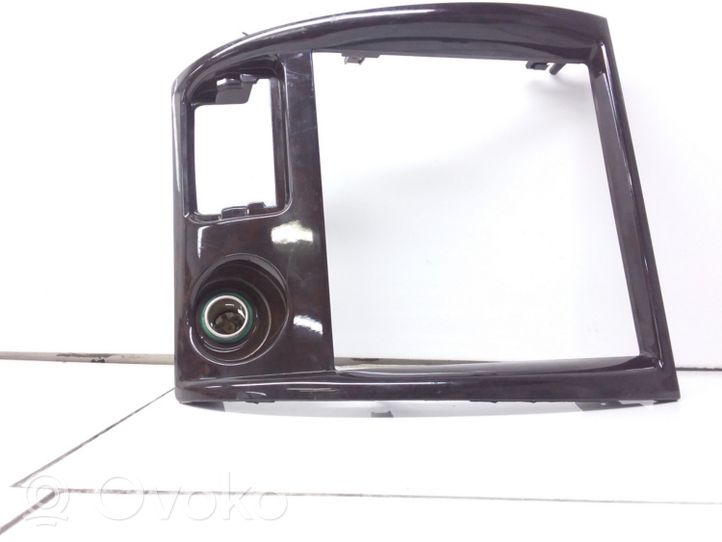 Mazda 626 Panneau de garniture tableau de bord GE4T55211