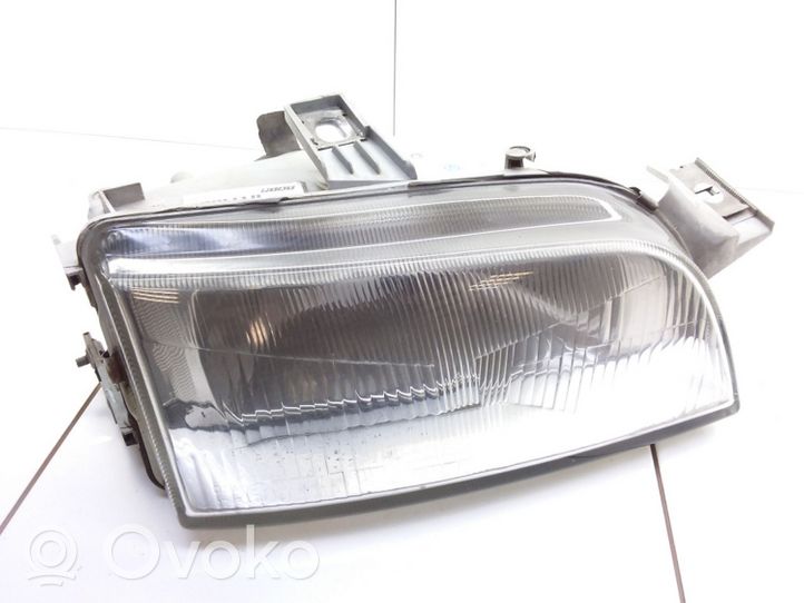 Fiat Punto (176) Faro/fanale 46481413