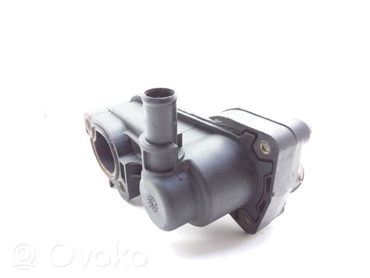 Ford Focus Termostat / Obudowa termostatu 2S408594