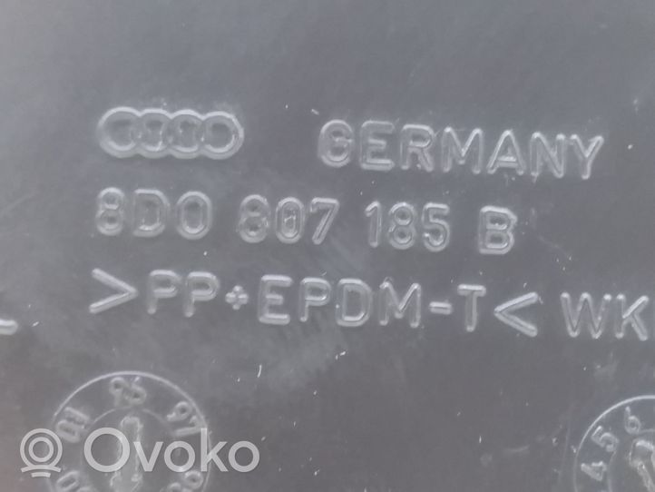 Audi A4 S4 B5 8D Uchwyt / Mocowanie zderzaka tylnego 8D0807185B