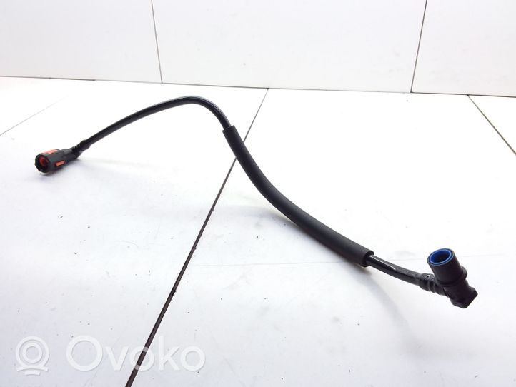 Toyota Corolla Verso AR10 Tuyau d'alimentation conduite de carburant 1