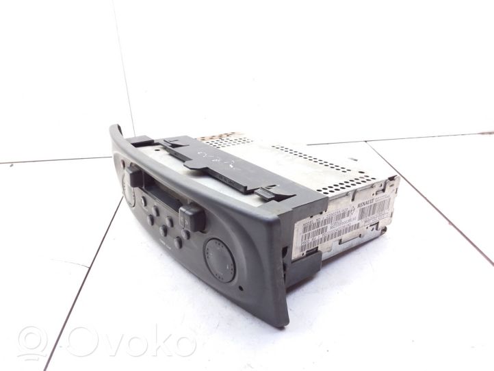 Renault Scenic I Radio/CD/DVD/GPS-pääyksikkö 7700434424