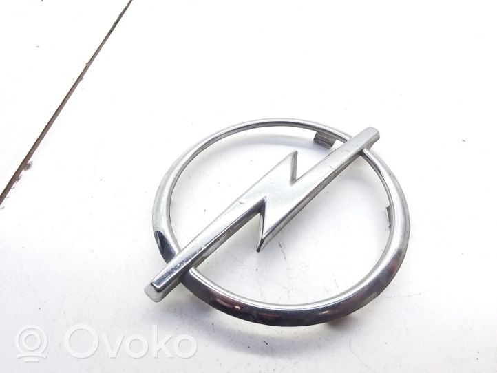 Opel Zafira A Logo, emblème, badge 90580689