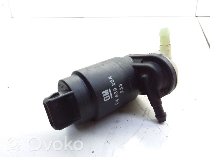 Opel Signum Windscreen/windshield washer pump 24439254