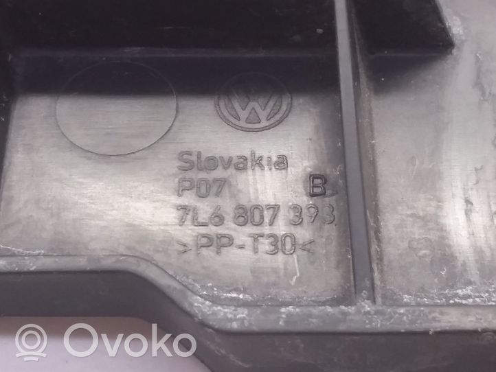 Volkswagen Touareg I Kampinės bamperio dalies laikiklis 7L6807393B