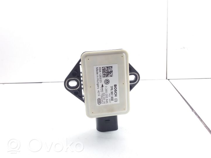 Volkswagen Touareg II Sensore di imbardata accelerazione ESP 7P6907658