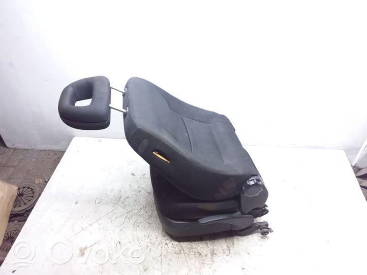 Volkswagen New Beetle Front driver seat 