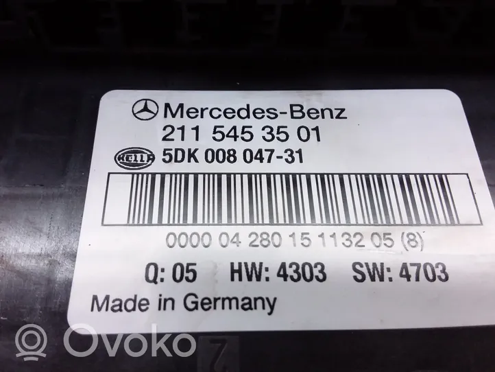 Mercedes-Benz E W211 Ramka / Moduł bezpieczników 2115453501