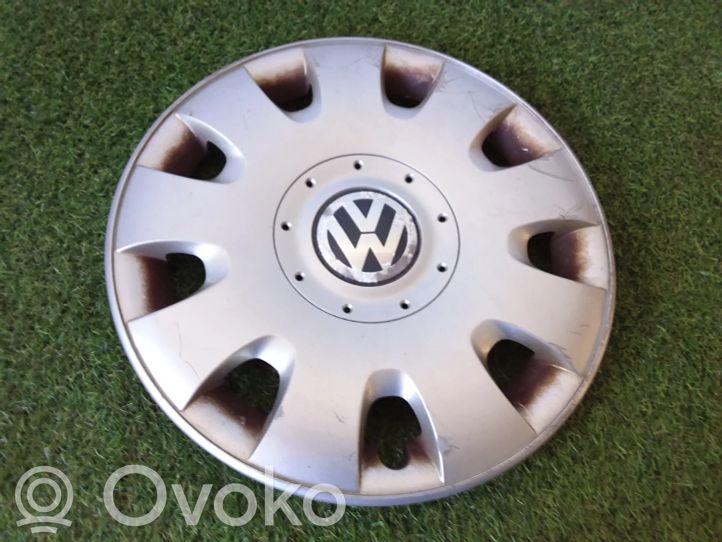 1T0601147 Volkswagen PASSAT B5 R15 wheel hub/cap/trim, 10.00 € | RRR