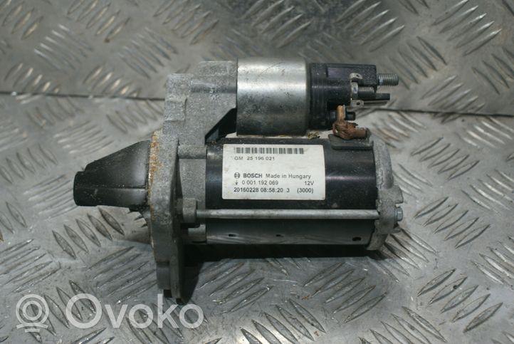 Opel Adam Käynnistysmoottori 0001192069