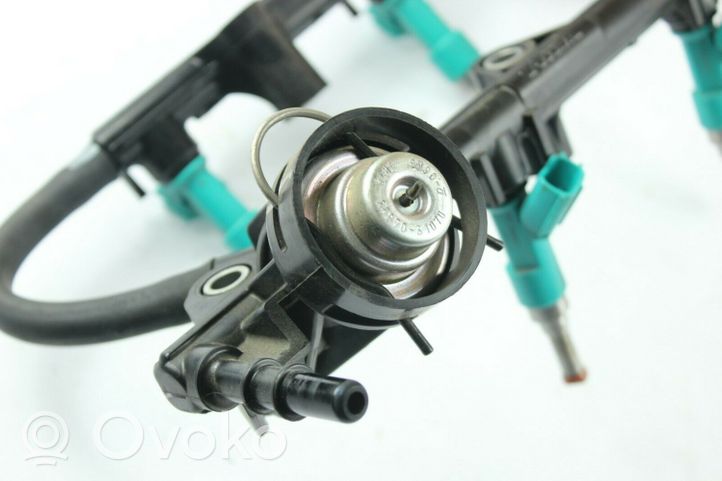 Lexus RX 330 - 350 - 400H Listwa wtryskowa 2327031070