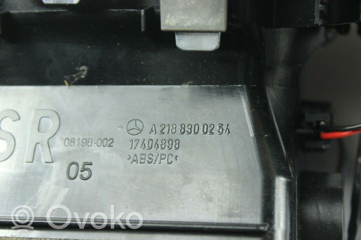 Mercedes-Benz CLS C218 X218 Lango oro grotelės A2188300254