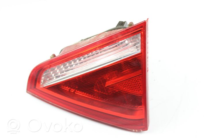 Audi S5 Luci posteriori del portellone del bagagliaio 8T0945094