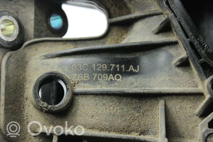 Volkswagen PASSAT B8 Kolektor ssący 03C129711AJ