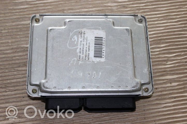 Seat Arosa Calculateur moteur ECU 045906019T