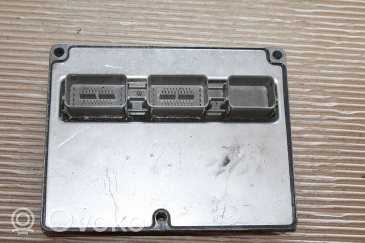 Ford Focus Sterownik / Moduł ECU 4M5112A650MB